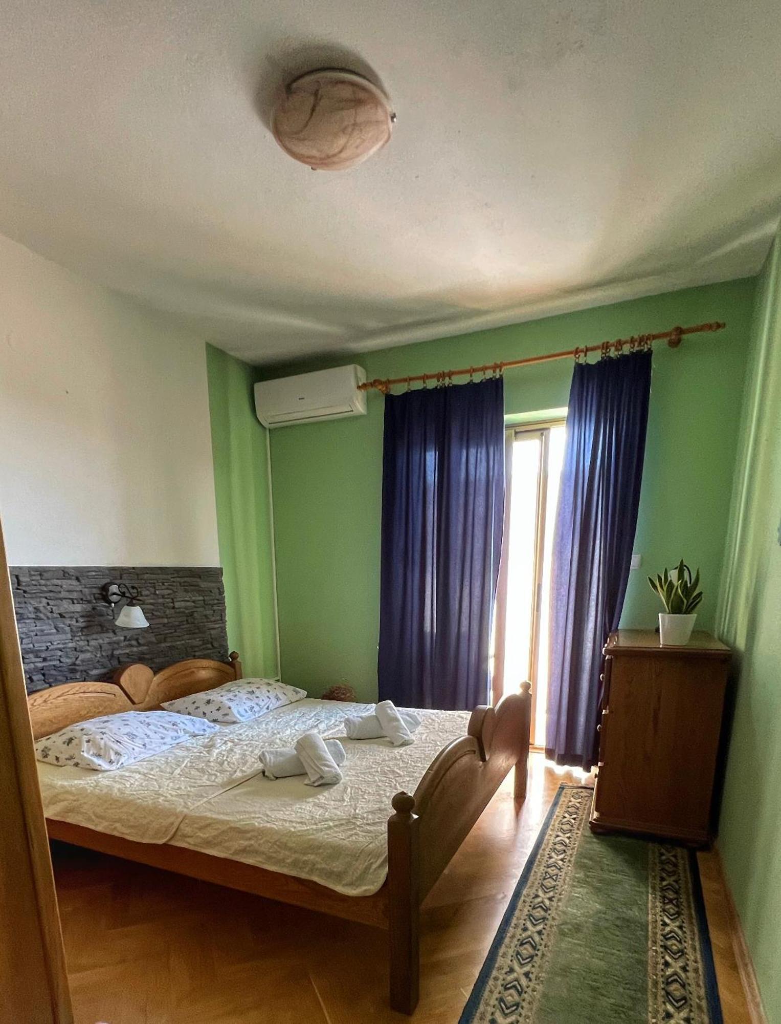 Apartmani Mia Palit Exterior photo